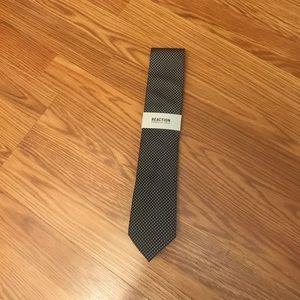 Kenneth Cole Reaction Tie